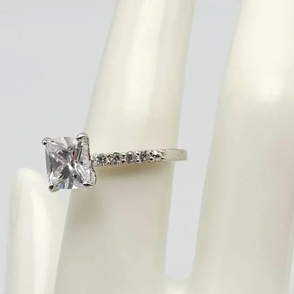 Square Cushion Cut Clear Crystal Engagement Cocktail Ring Silver Tone 7.25 - Picture 8 of 9